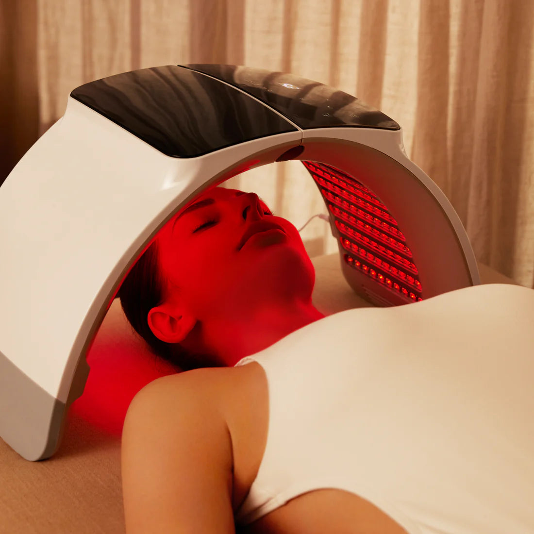 Swirise LED Light Therapy Device